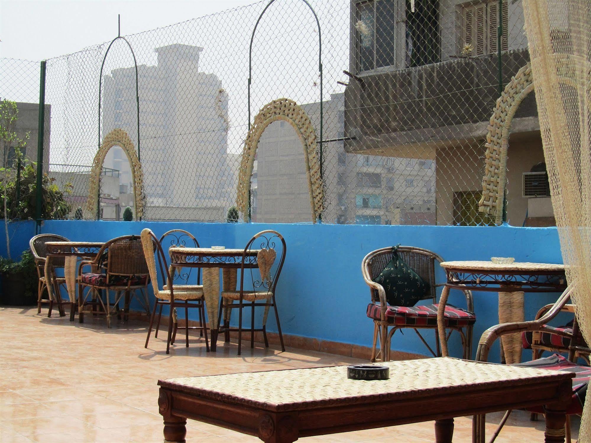 Arabian Nights Hostal *